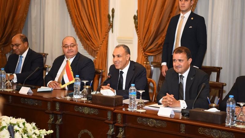 مباحثات وزير الخارجية