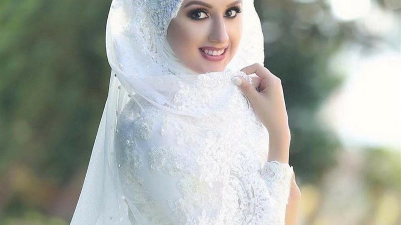 خلع الحجاب في الزفاف