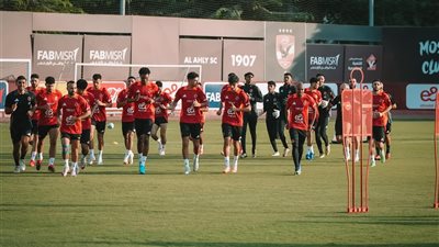 كولر يستقر على قائمة الأهلي في السوبر الأفريقي أمام الزمالك 