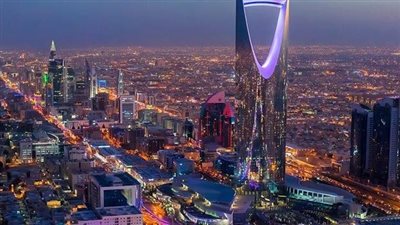 حقيقة إلغاء نظام الكفالة والرسوم للمغتربين في السعودية 