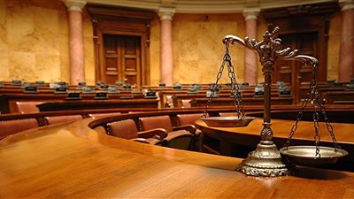 قانون الإجراءات الجنائية يشعل الجدل.. اعتراضات من الصحفيين والمحاميين والبرلمان يرد