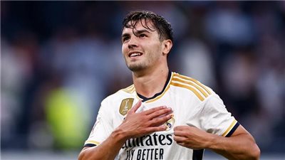 ريال مدريد يعلن تفاصيل إصابة دياز.. مدة غياب صادمة وانتهاء العام