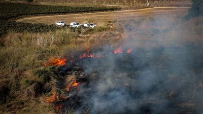 نتنياهو يتوعد بالرد.. تداعيات إطلاق الحوثيين صاروخ باليستي على إسرائيل