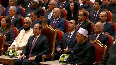 الرئيس السيسي يشهد احتفالية المولد النبوي الشريف ويكرم عدد من رجال الدين (فيديو)