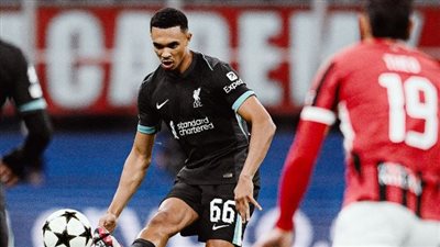 ليفربول يستهل مشواره في دوري أبطال أوروبا بثلاثية في شباك ميلان 