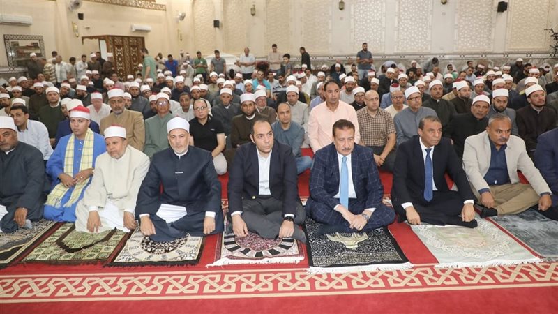 محافظ المنوفية خلال