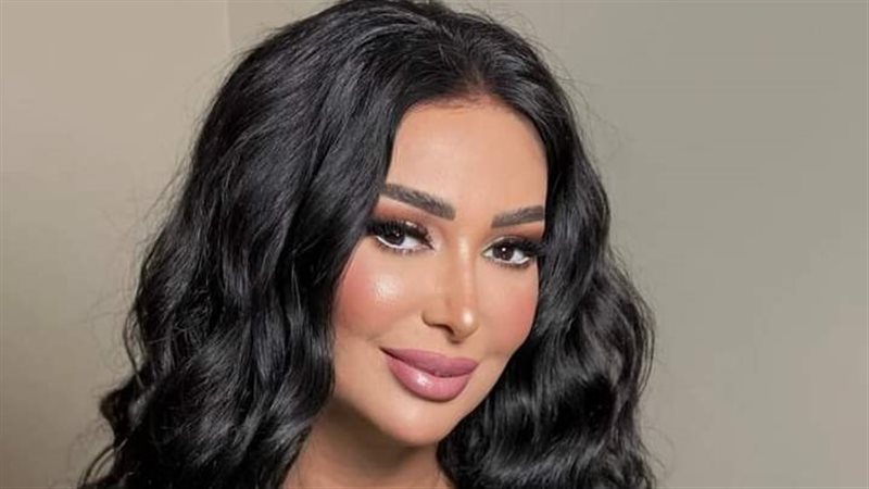 شاهيناز