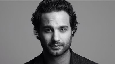 إطلالات النجوم في رمضان.. الرأس الصلعاء تتصدر المشهد