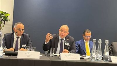 السفير البريطاني: السياسات الاقتصادية في مصر تشهد تطور إيجابي