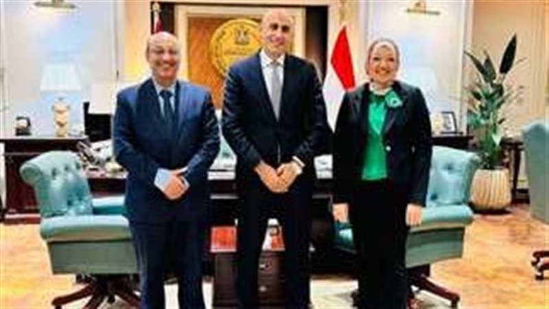 وزير التربيية والتعليم