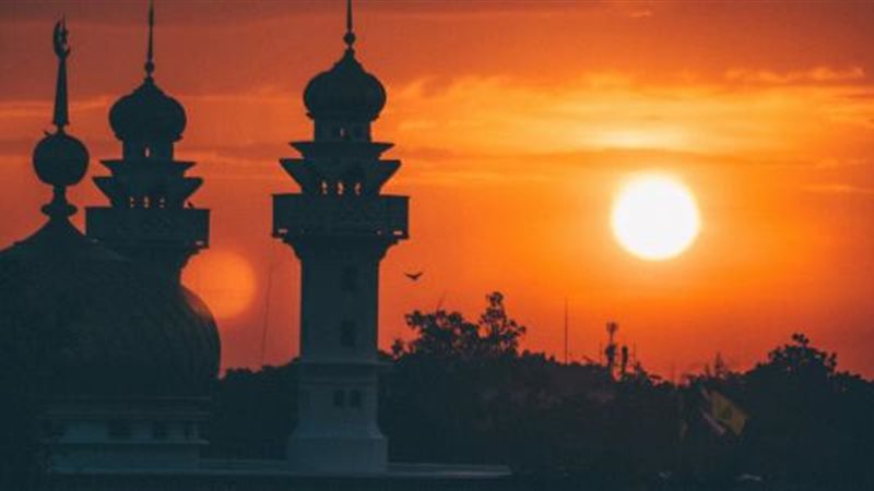 موعد شروق الشمس