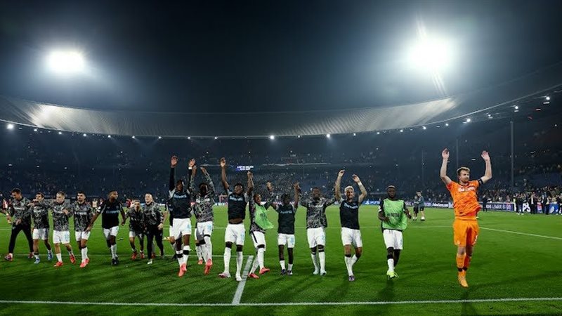 باير ليفركوزن - دوري