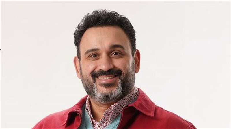 أكرم حسني