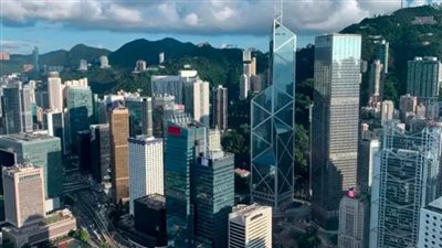 دولة يتخلّص الأثرياء فيها من العقارات الفاخرة.. ما القصة؟