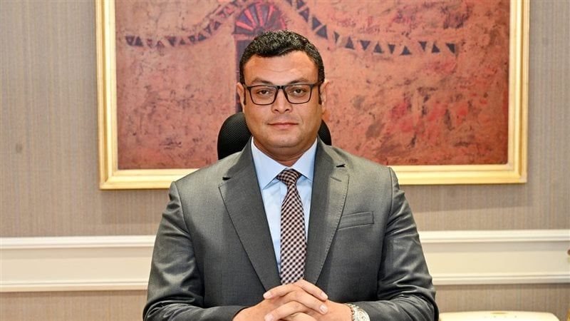 وزير الاسكان وتلوث