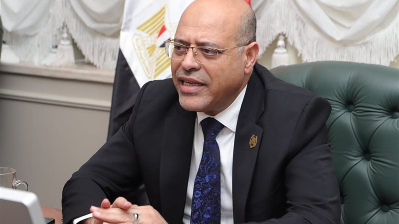 وزير العمل
