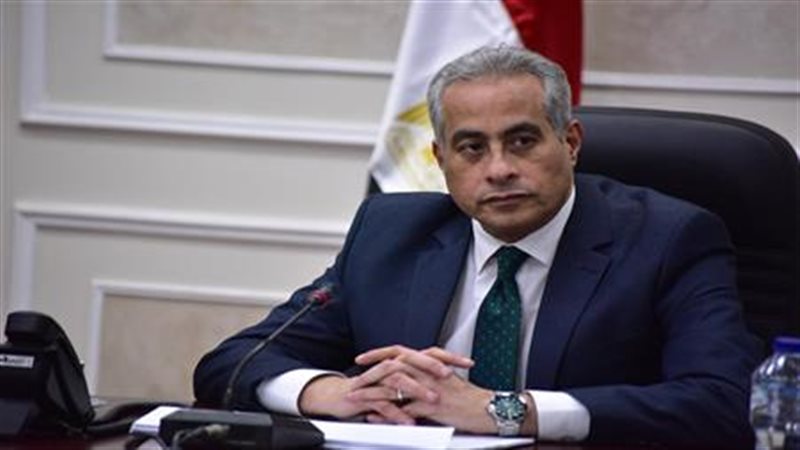 حسن شحاتة وزير العمل