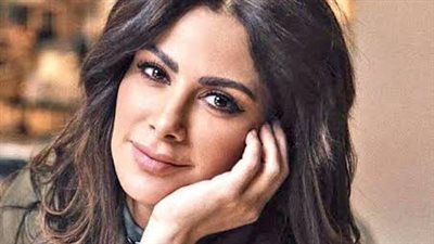 روائية في عالم الرعب.. تفاصيل شخصية صبا مبارك بمسلسل الوهم 