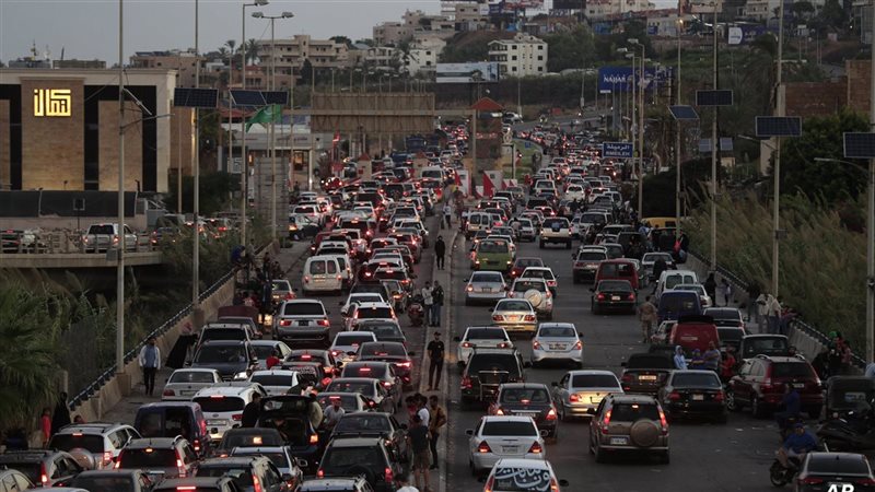 نزوح اللبنانيين