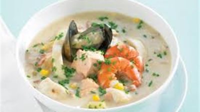 طريقة عمل شوربة السي فود المجمدة فى المنزل.. وصفة سهلة ولذيذة 