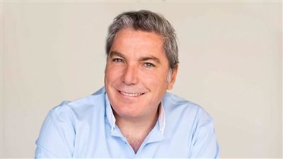 دخل في غيبوبة لمدة 6 أيام..الحالة الصحية للمذيع علي جابر وسر اختفاءه 