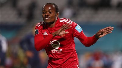 الأهلي يصدم بيرسي تاو بقرار ناري في الصيف المقبل.. مفاجأة 