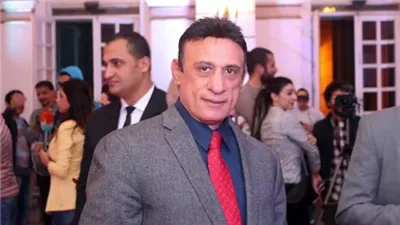 بعد القبض عليه بتهمة النصب.. من هو الفنان طارق ريحان؟