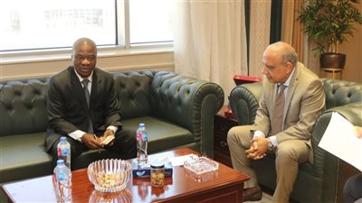 وزير الكهرباء يلتقي سفير كوت ديفوار للتعاون في إنشاء الشبكات الكهربائية