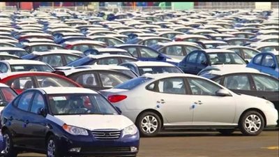 واردات مصر من السيارات تقارب 3 مليار..  وفاتورة استيراد الأتوبيسات تسجل قفزة تاريخية 