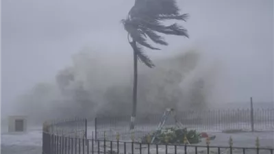 إعصار ميلتون .. إجراءات عاجلة لحماية أسرتك