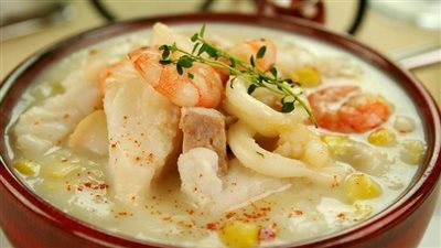 طريقة عمل شوربة السي فود.. خطوات بسيطة وطريقة سهلة 