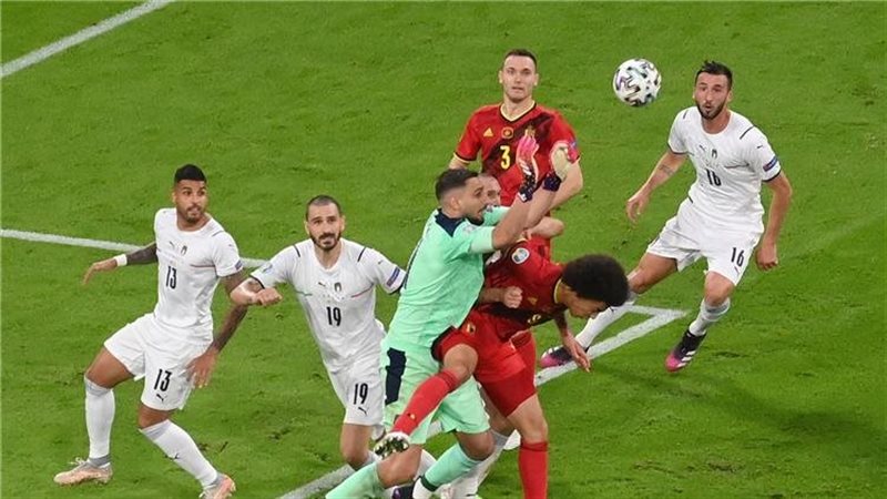 معلق مباراة إيطاليا