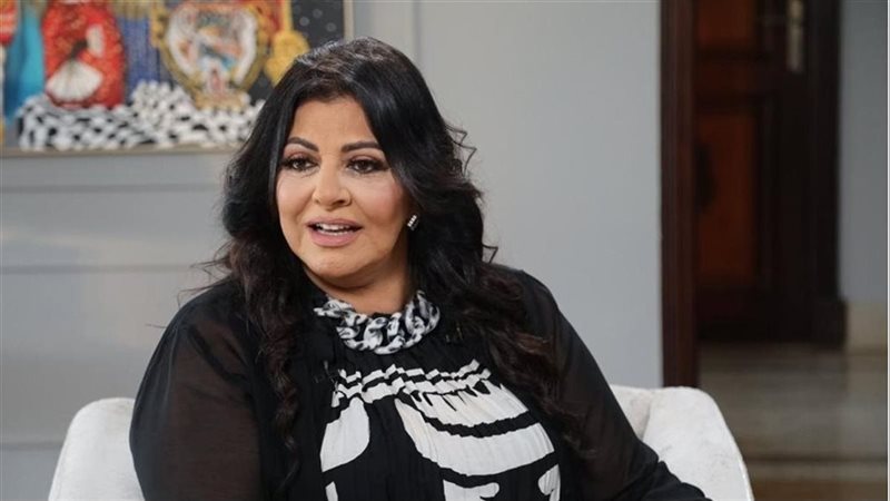 الفنانة هالة صدقي