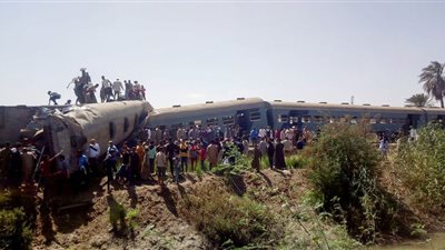 بالفيديو.. التفاصيل الكاملة لـ حادث تصادم قطارين بالمنيا.. آخر التطورات وأحدث الأرقام