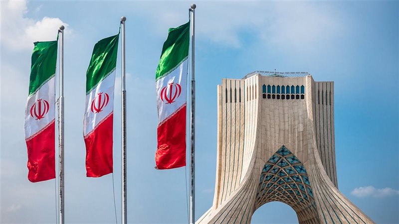 علم إيران