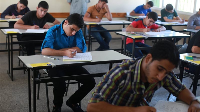 امتحانات الترم الأول