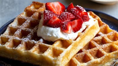 وصفة الوافل اللذيذ..كيفية إعدادها بالمنزل..حلوى دافئة مناسبة لهذه الأجواء
