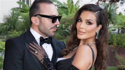 سرقة وهدايا مزيفة تنهي قصة حب نادين نجيم وخطيبها.. تفاصيل مثيرة 