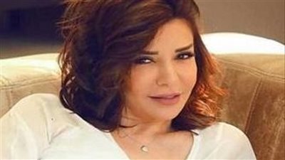 تكريم الفنانة جيهان قمري في المهرجان الدولي للتعليم والثقافة