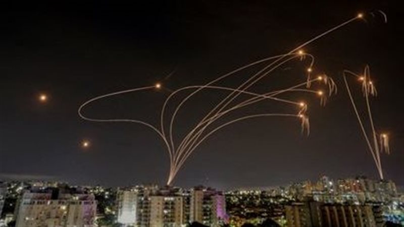 قصف صواريخ إيرانية