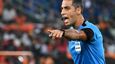 أمين عمر حكما لقمة الأهلي والزمالك بنهائي السوبر المصري 