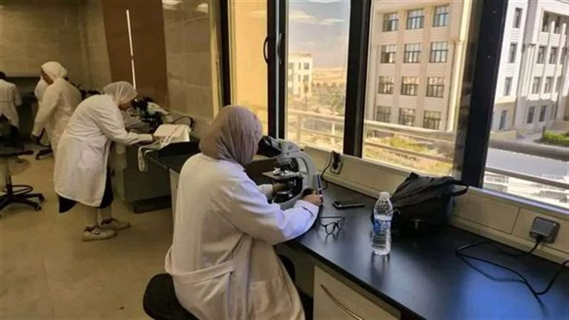معامل جديدة في جامعة