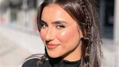 هلا السعيد.. أزمات في حياة بطلة المداح آخرهم وفاة والدها