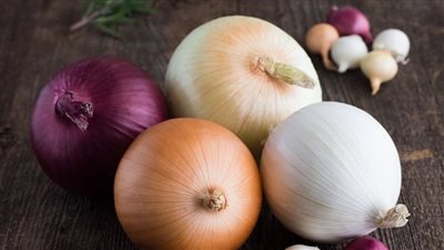 «البصل» فوائده لا حصر لها.. تعرف علي أنواعه ومميزاته