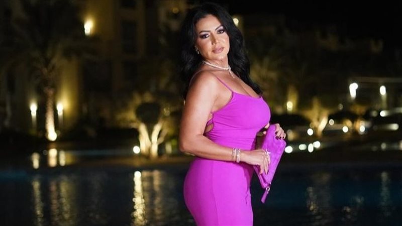 الفنانة رانيا يوسف