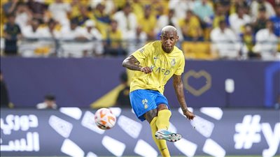 النصر يحافظ علي تقدمه أمام الهلال بهدف تاليسكا بعد 70 دقيقة 