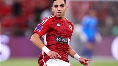 رقم كبير.. كواليس تجديد النادي الأهلي عقد كوكا لتحصينه من العروض الأوروبية 