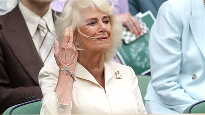 إصابة الملكة كاميلا ملكة بريطانيا بعدوي في الصدر.. تفاصيل حالتها الصحية