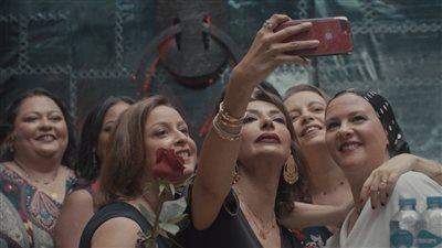 فى عرضه العالمى الأول.. دخل الربيع يضحك يمثل مصر بالمسابقة الدولية لمهرجان القاهرة السينمائي 