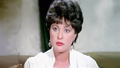 معالي زايد.. ورثت الفن من عائلتها وتسببت مشاهد جريئة في طلاقها وهذه قصتها 